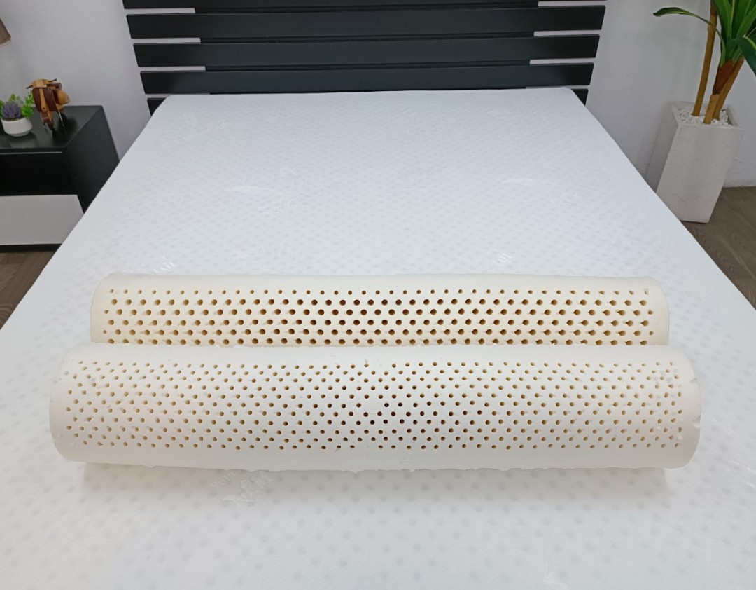 GỐI ÔM CAO SU THIÊN NHIÊN